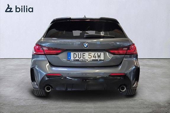 BMW 120d 4 of 5