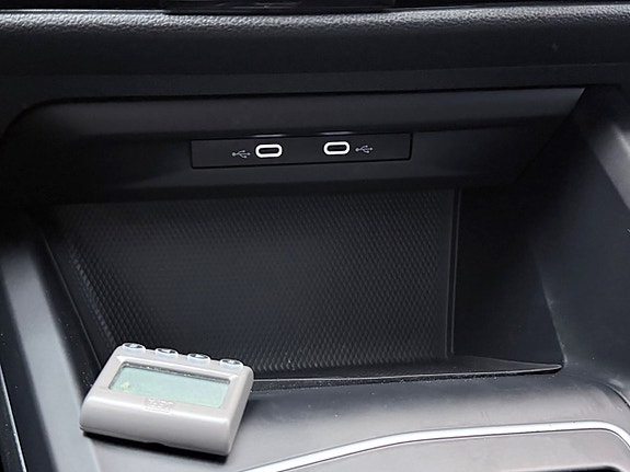 Volkswagen Golf VIII 29 of 30