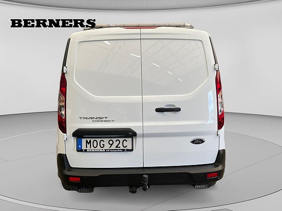 Ford Transit Connect 4 of 5