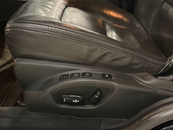 Volvo XC70 12 of 20