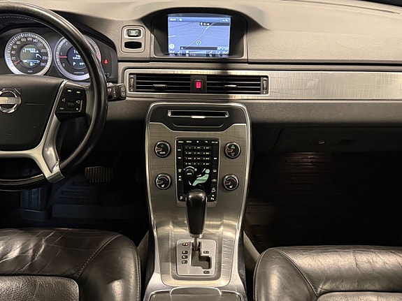 Volvo XC70 18 of 20