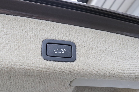 Volvo XC70 16 of 22