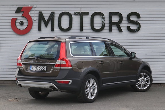 Volvo XC70 6 of 22