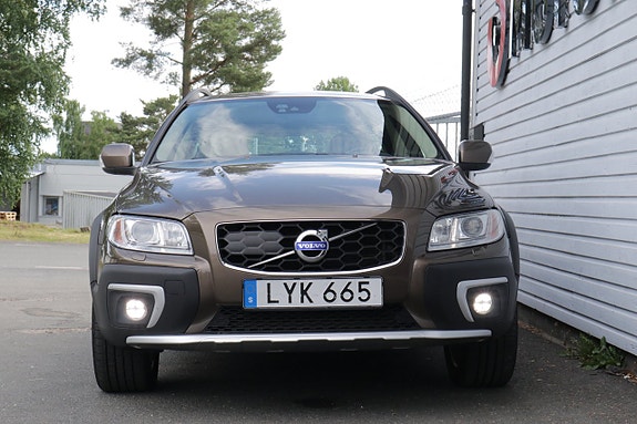 Volvo XC70 22 of 22