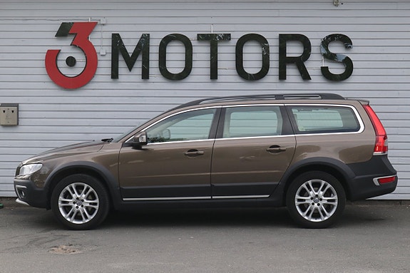 Volvo XC70 4 of 5