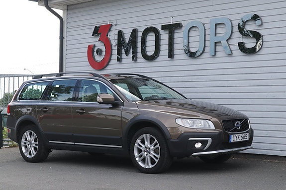 Volvo XC70 21 of 22