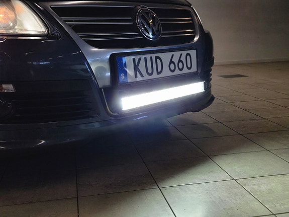 Volkswagen Passat 5 of 5