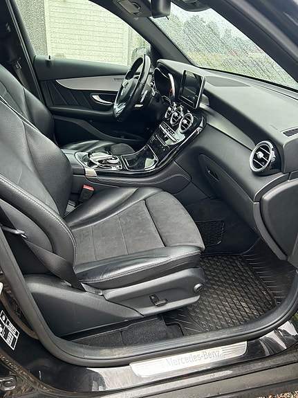 Mercedes-Benz GLC250 d 5 of 5