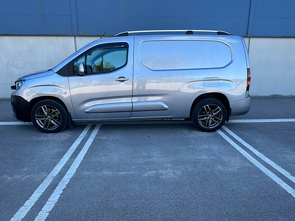 Peugeot Partner 3 of 5