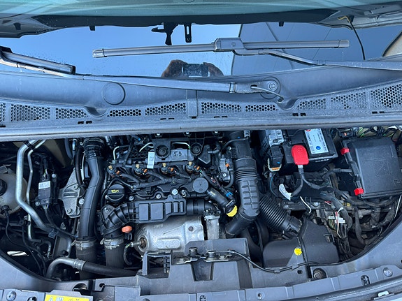 Peugeot Partner 8 of 11