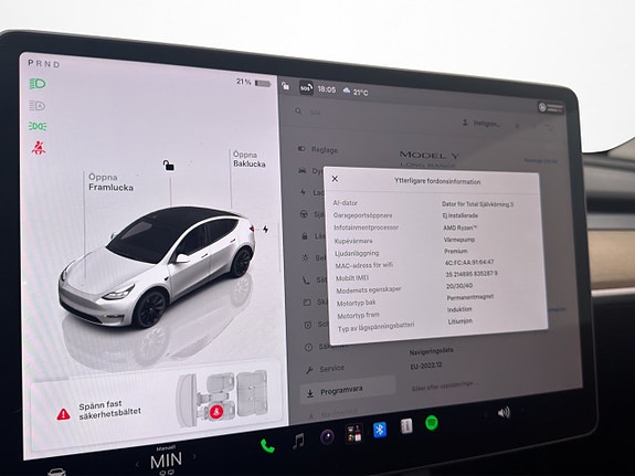 Tesla Model Y 24 of 30