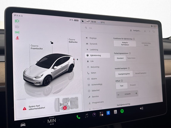 Tesla Model Y 22 of 30