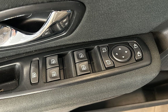Renault Megane 18 of 29