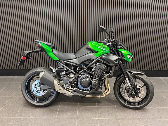 Kawasaki Z900 Spara 7.100:- 2 of 4
