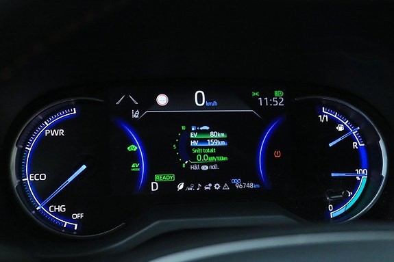 Toyota RAV4 9 of 30