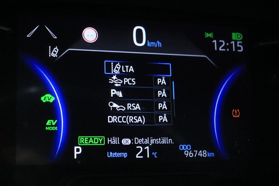 Toyota RAV4 27 of 30