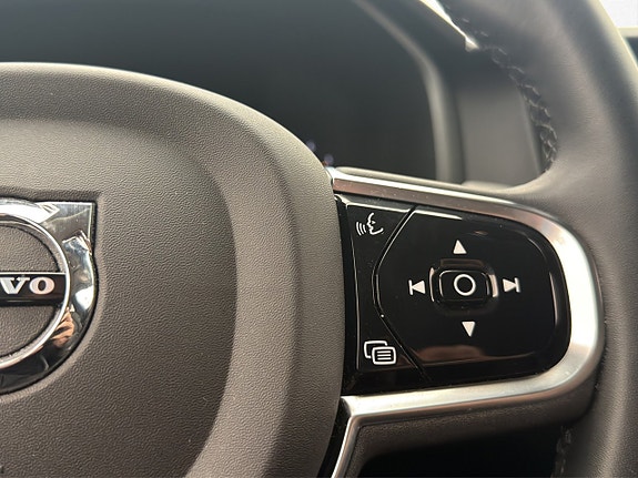 Volvo V90 Cross Country 18 of 30