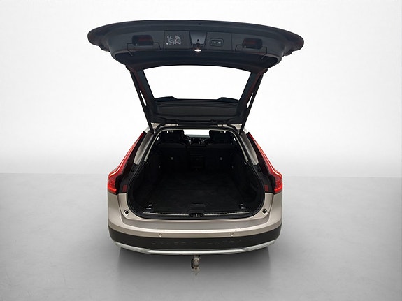 Volvo V90 Cross Country 29 of 30