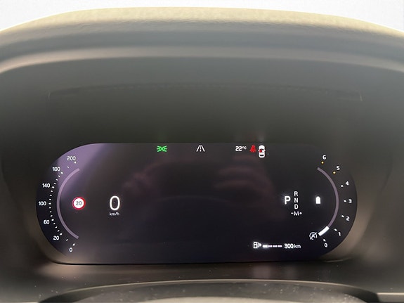 Volvo V90 Cross Country 17 of 30