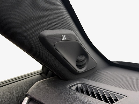 Toyota RAV4 Plug-in Hybrid 12 of 30