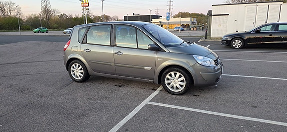 Renault Scenic II 3 of 6