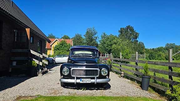 Volvo PV 4 of 5