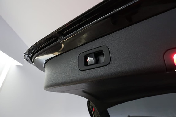 Mercedes-Benz E300 de 9 of 30