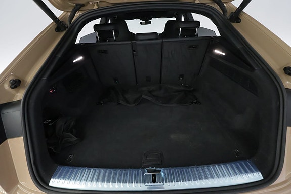 Audi SQ8 8 of 30