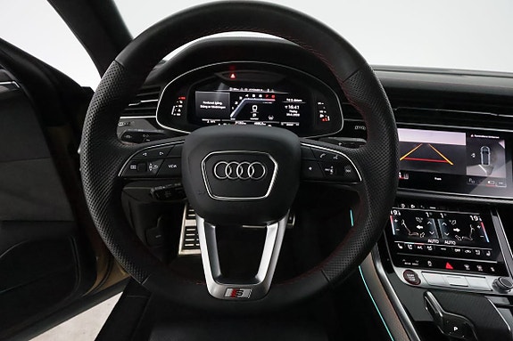 Audi SQ8 16 of 30