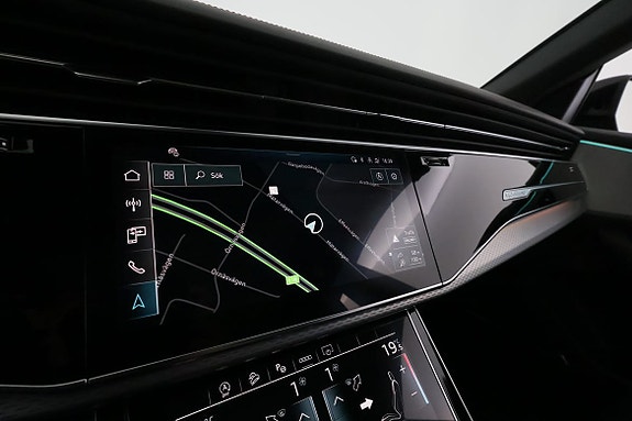 Audi SQ8 24 of 30