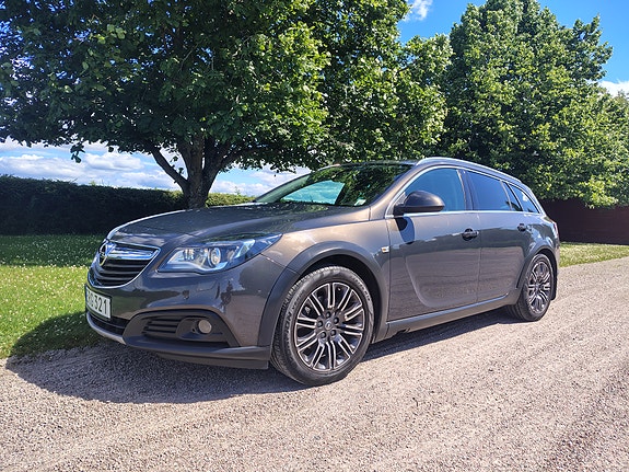 Opel Insignia Country Tourer 4 of 5
