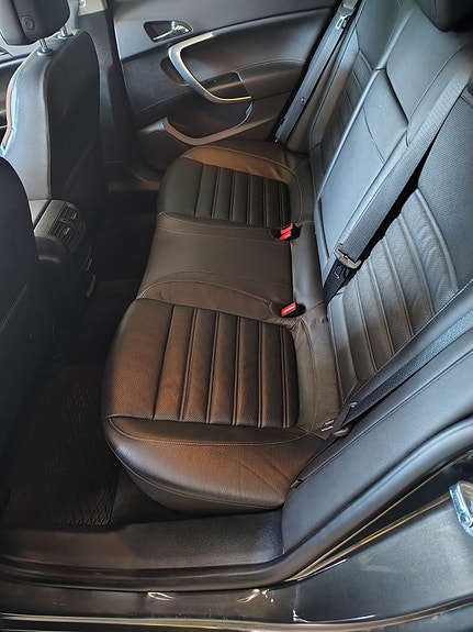 Opel Insignia Country Tourer 9 of 10