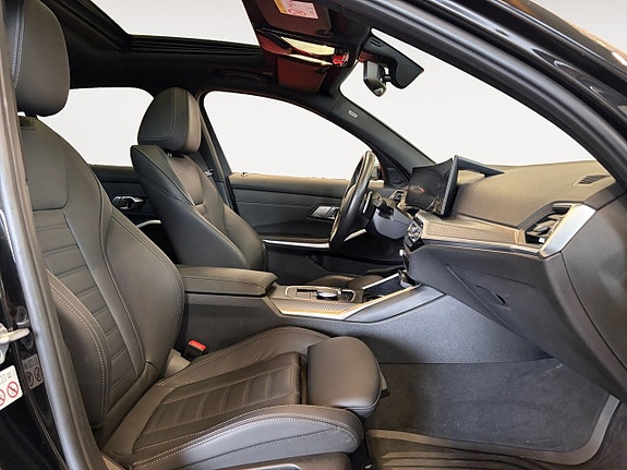 BMW 320 14 of 21