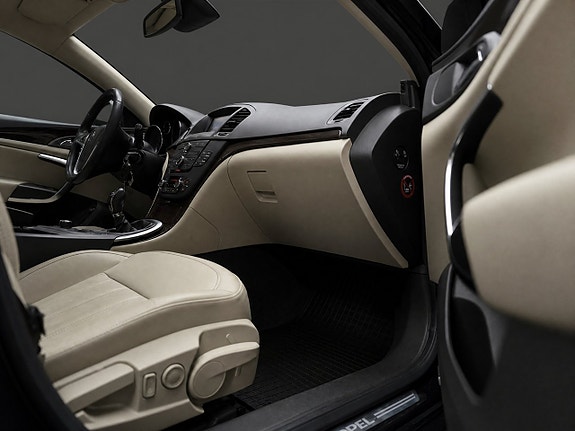 Opel Insignia 16 of 22