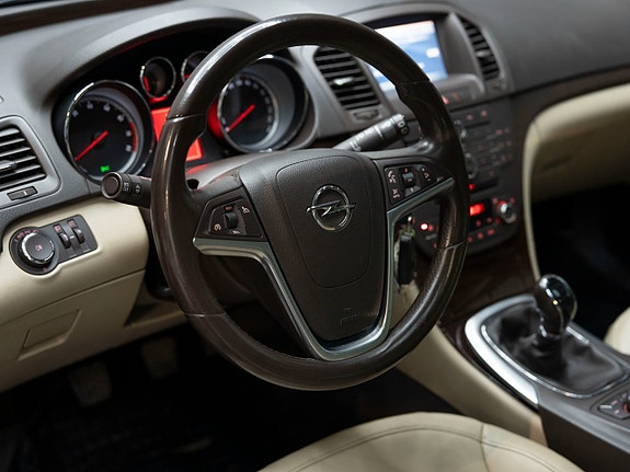 Opel Insignia 9 of 22