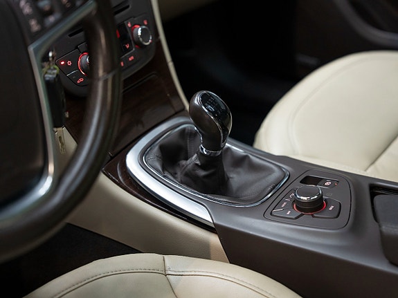 Opel Insignia 14 of 22