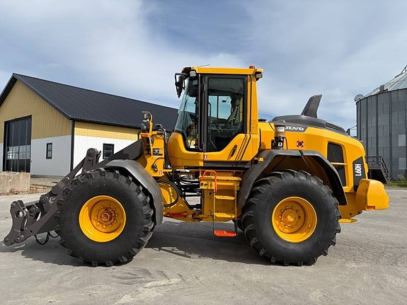 Volvo L60H hjullastare, long boom, nya traktordäck