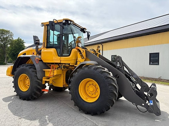 Volvo L60H hjullastare, long boom, nya traktordäck 3 of 7