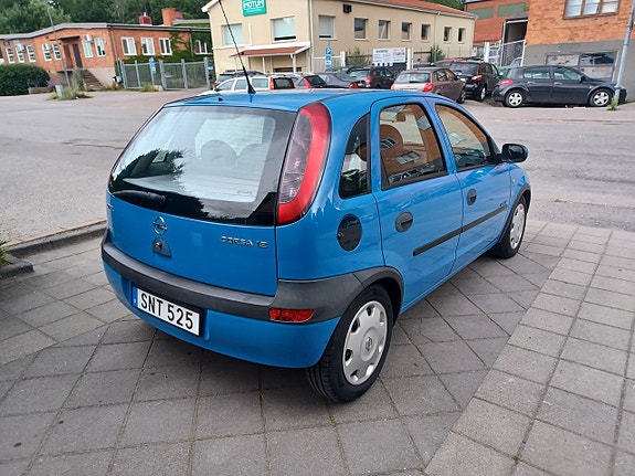 Opel Corsa 3 of 22