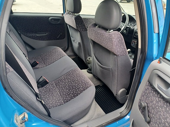 Opel Corsa 17 of 22