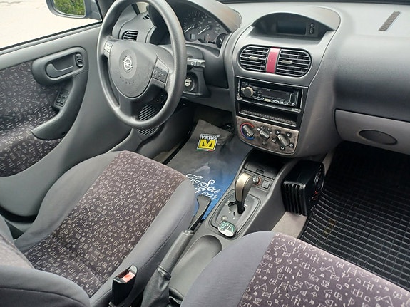 Opel Corsa 7 of 22