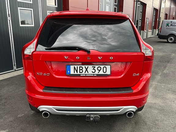 Volvo XC60 9 of 20
