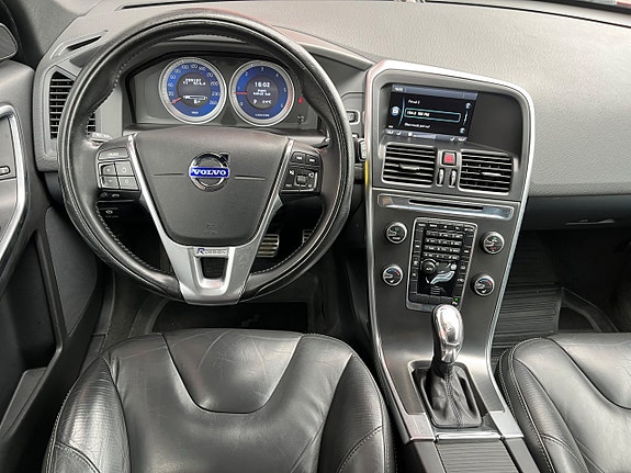 Volvo XC60 12 of 20