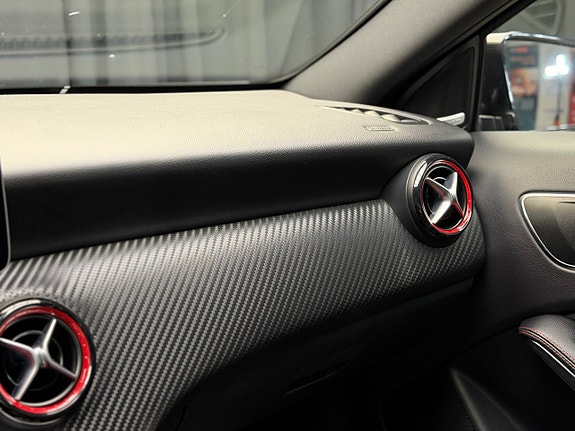 Mercedes-Benz A250 26 of 30