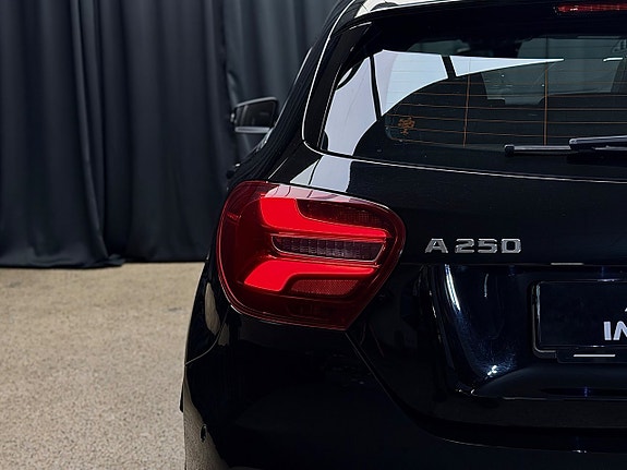 Mercedes-Benz A250 13 of 30