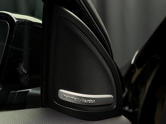 Mercedes-Benz A250 16 of 30