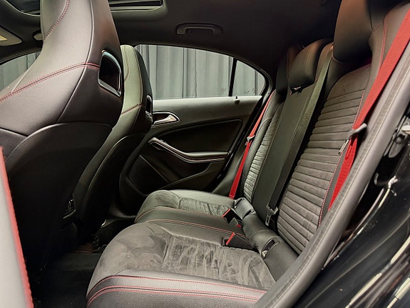 Mercedes-Benz A250 20 of 30