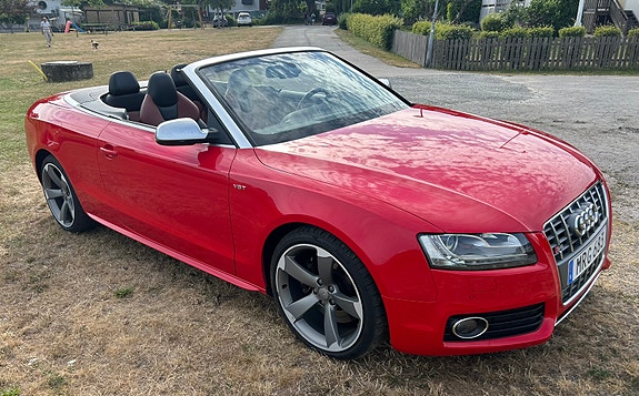 Audi Cabriolet 2 of 5