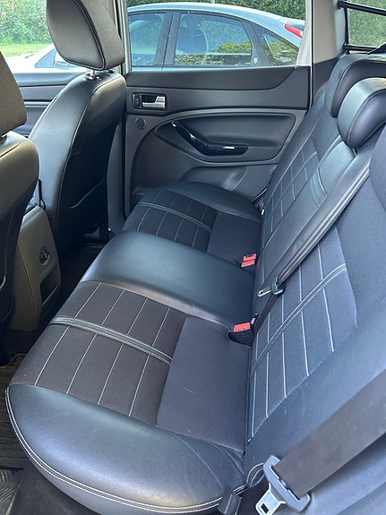 Ford Kuga 4 of 5