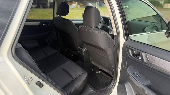 Subaru Outback 25 of 30